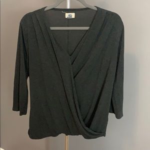 Old navy cross over 3/4 sleeve